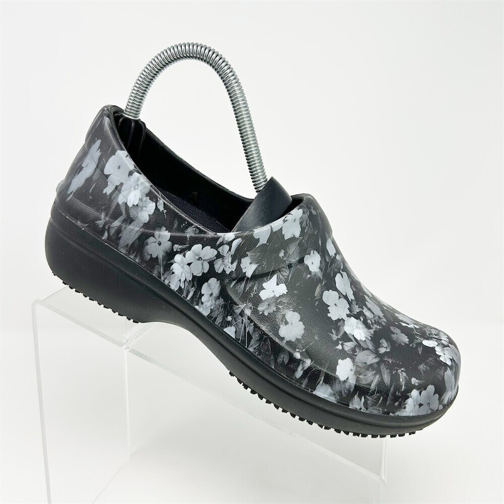 Crocs Neria Pro II Graphic Work Clogs Womens Slip Resistant Black Blue Floral 8